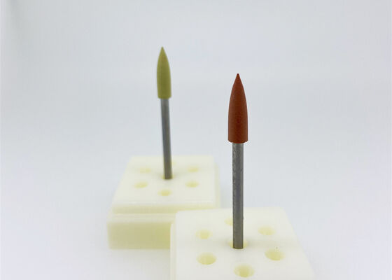 คุณภาพ  4.0mm Sintered Diamond Disc Dental Lab Rubber Polishing Bur For Lithium Disilicate โรงงาน